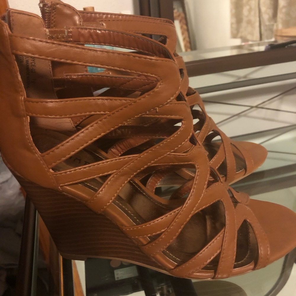 Brown caged wedge heel